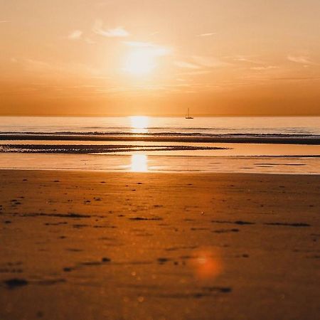 Relax @The Beach Де-Ган Екстер'єр фото